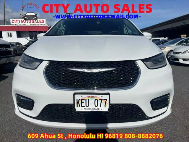 2022 Chrysler Pacifica Touring L