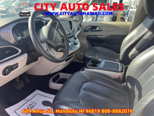2022 Chrysler Pacifica Touring L