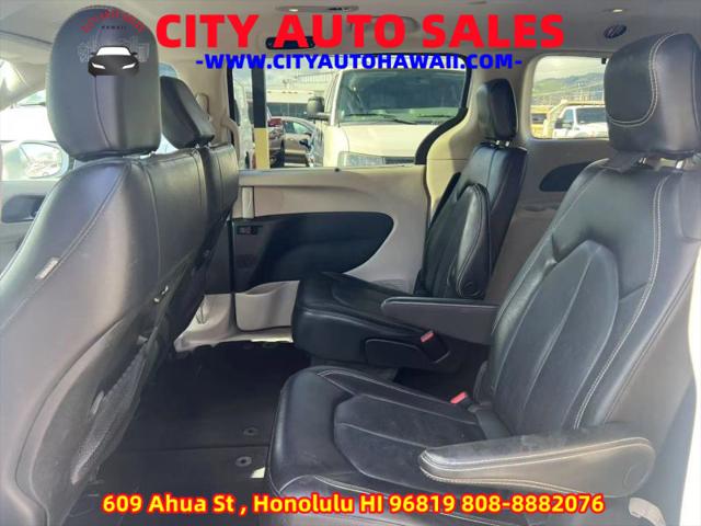 2022 Chrysler Pacifica Touring L