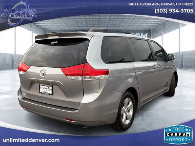 2012 Toyota Sienna LE V6 8 Passenger