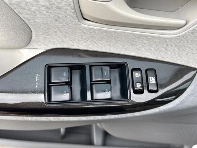 2012 Toyota Sienna LE V6 8 Passenger