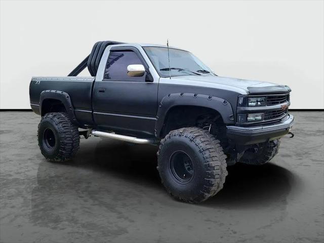 1988 Chevrolet 1/2 Ton Pickup Unknown for sale in Live Oak, FL