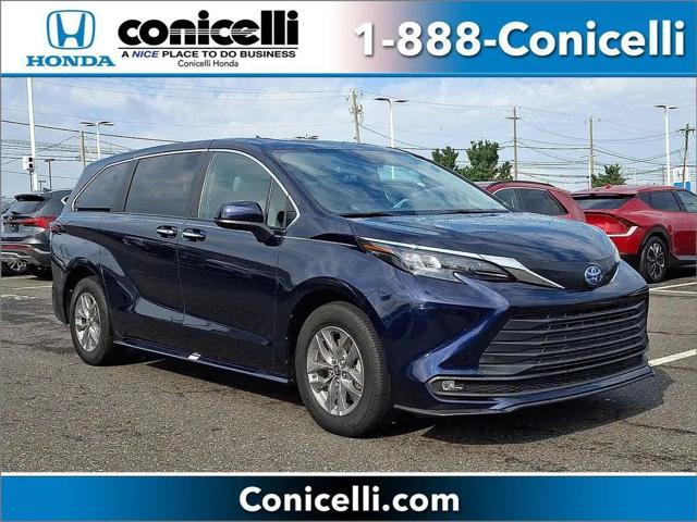 2025 Toyota Sienna XLE for sale in Conshohocken, PA