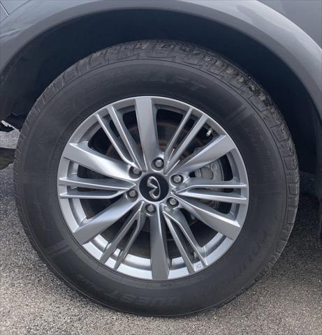 2019 INFINITI QX80 LUXE