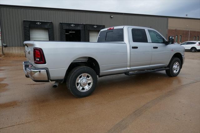2026 RAM Ram 3500 RAM 3500 TRADESMAN CREW CAB 4X4 8 BOX