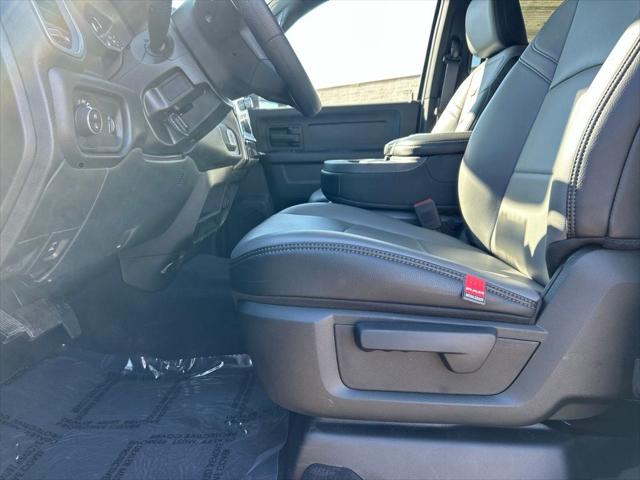 2026 RAM Ram 2500 RAM 2500 TRADESMAN CREW CAB 4X4 64 BOX