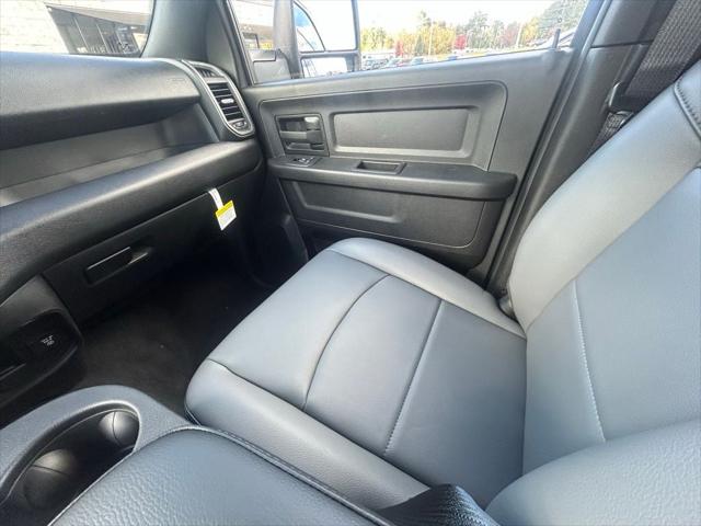 2026 RAM Ram 2500 RAM 2500 TRADESMAN CREW CAB 4X4 64 BOX