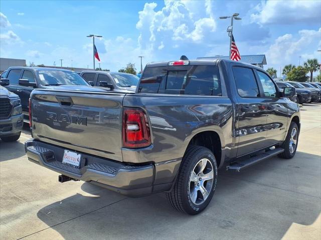 2025 RAM Ram 1500 RAM 1500 TRADESMAN CREW CAB 4X2 57 BOX 2025 RAM Ram 1500 RAM 1500 TRADESMAN CREW CAB 4X2 57 BOX