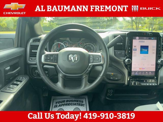 2026 RAM Ram 2500 RAM 2500 BLACK EXPRESS CREW CAB 4X4 64 BOX