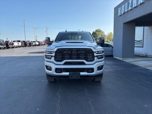 2026 RAM Ram 2500 RAM 2500 BLACK EXPRESS CREW CAB 4X4 64 BOX