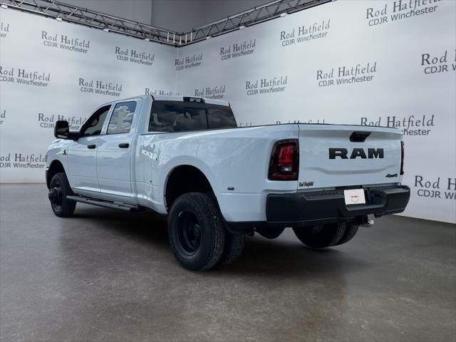 2026 RAM Ram 3500 RAM 3500 TRADESMAN CREW CAB 4X4 8 BOX