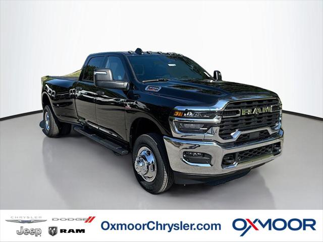 2026 RAM Ram 3500 RAM 3500 TRADESMAN CREW CAB 4X4 8 BOX