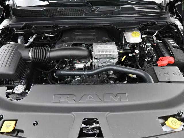 2026 Ram 1500 Big Horn Crew Cab 4x4 57 Box
