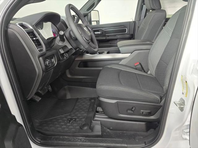 2026 Ram 3500 Big Horn Crew Cab 4x4 6'4" Box