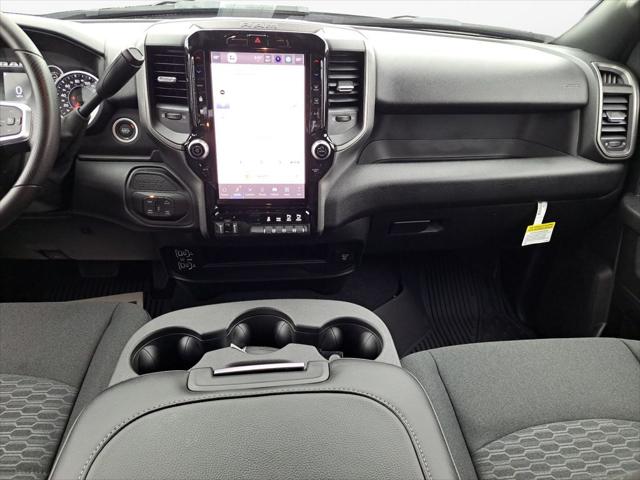 2026 RAM Ram 2500 RAM 2500 TRADESMAN CREW CAB 4X4 64 BOX