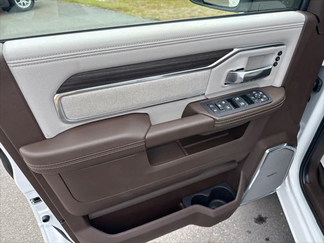 2026 Ram 3500 Laramie Crew Cab 4x4 8' Box