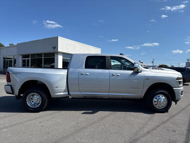 2026 RAM Ram 3500 RAM 3500 LARAMIE MEGA CAB 4X4 64 BOX