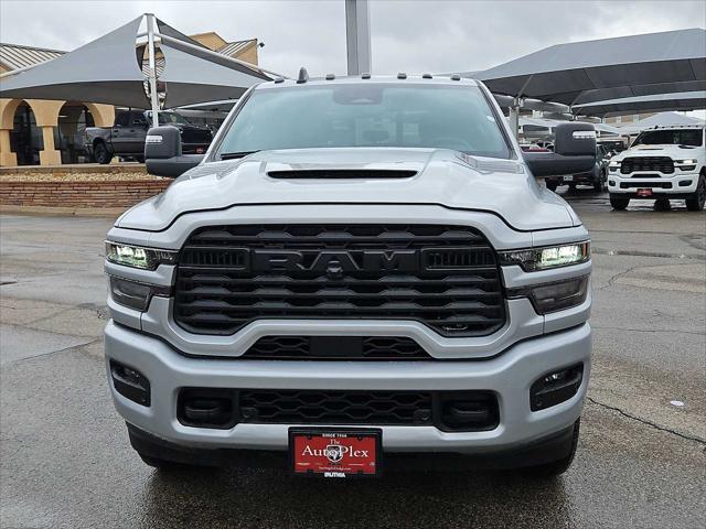 2026 RAM Ram 2500 RAM 2500 BLACK EXPRESS CREW CAB 4X4 64 BOX