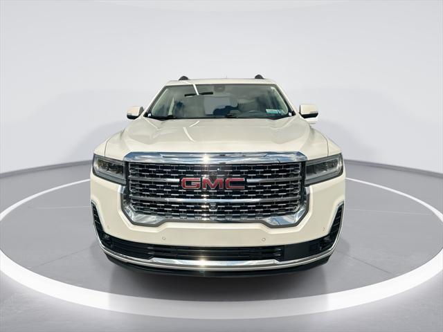 2023 GMC Acadia AWD Denali