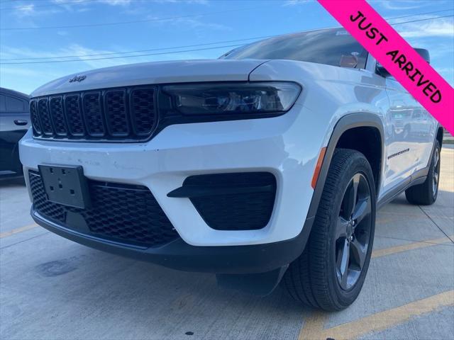 2023 Jeep Grand Cherokee Altitude 4x4