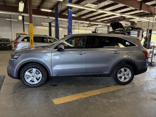 2021 Kia Sorento LX