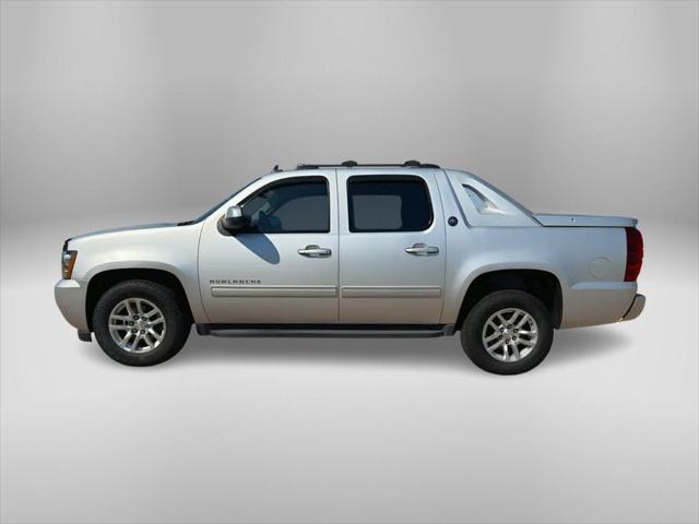2013 Chevrolet Avalanche LS 2013 Chevrolet Avalanche LS