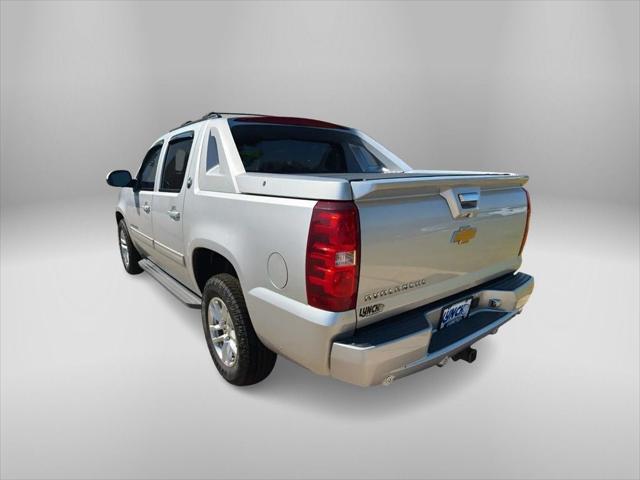 2013 Chevrolet Avalanche LS 2013 Chevrolet Avalanche LS