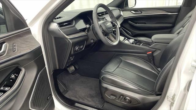 2023 Jeep Grand Cherokee L Overland 2023 Jeep Grand Cherokee L Overland