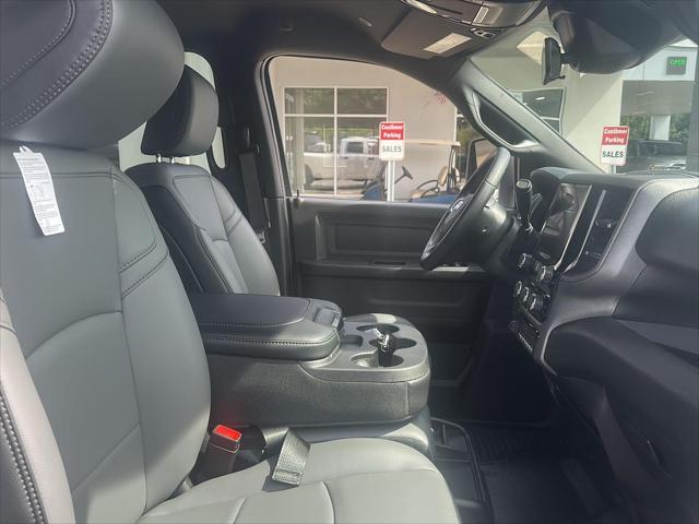 2026 RAM Ram 3500 RAM 3500 TRADESMAN CREW CAB 4X4 8 BOX