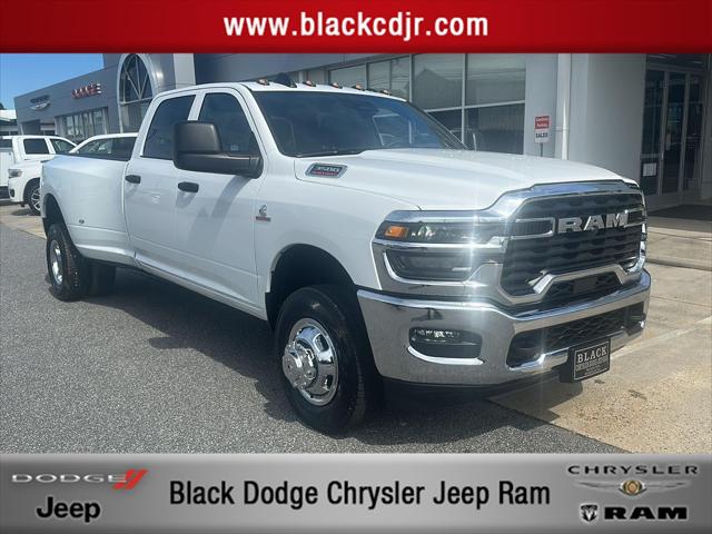 2026 RAM Ram 3500 RAM 3500 TRADESMAN CREW CAB 4X4 8 BOX