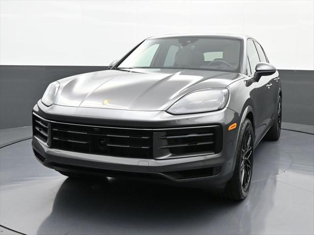 2025 Porsche Cayenne Base