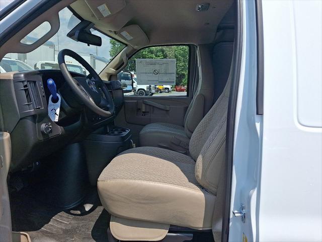 2025 Chevrolet Express Cargo Van RWD 3500 Regular Wheelbase WT