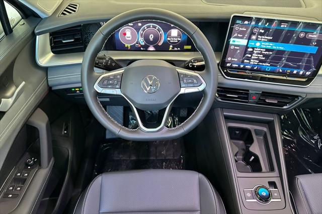 2025 Volkswagen Tiguan 2.0T SE
