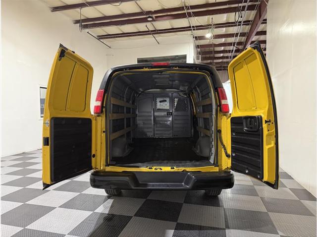 2018 GMC Savana 2500 Work Van