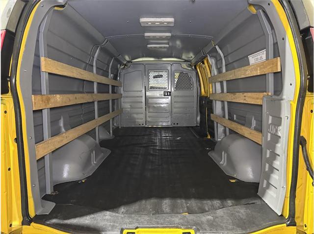2018 GMC Savana 2500 Work Van