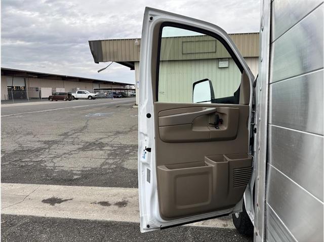2015 Chevrolet Express Cutaway 4500