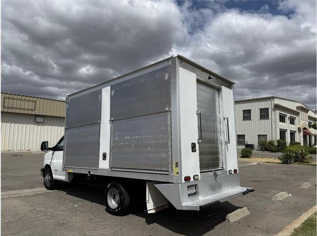 2015 Chevrolet Express Cutaway 4500