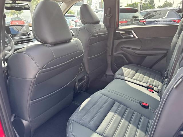 2025 Mitsubishi Outlander PHEV SE S-AWC