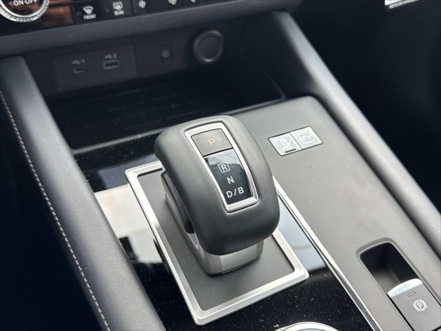 2025 Mitsubishi Outlander PHEV SE S-AWC
