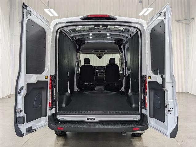 2025 Ford Transit Cargo Van Base