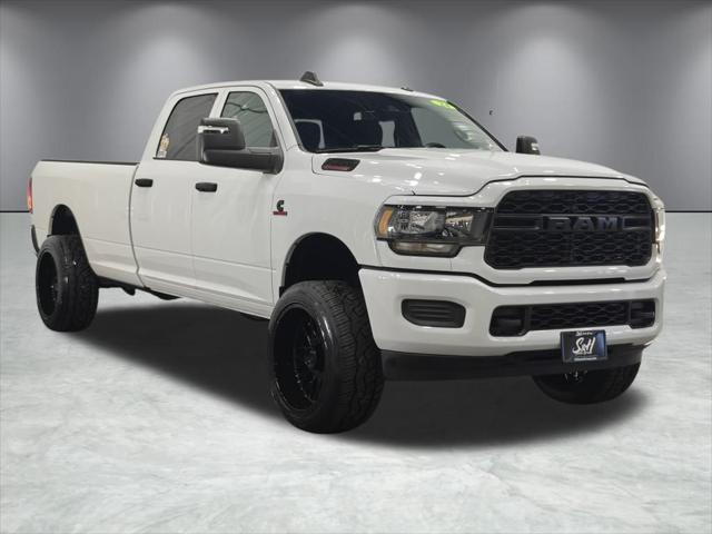 2024 Ram 3500 Tradesman Crew Cab 4x4 8' Box