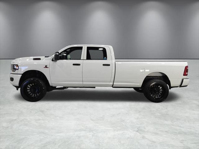 2024 Ram 3500 Tradesman Crew Cab 4x4 8' Box