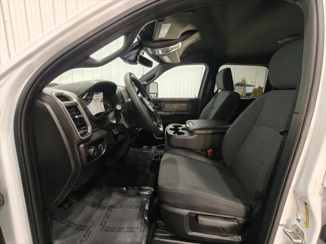 2024 Ram 3500 Tradesman Crew Cab 4x4 8' Box