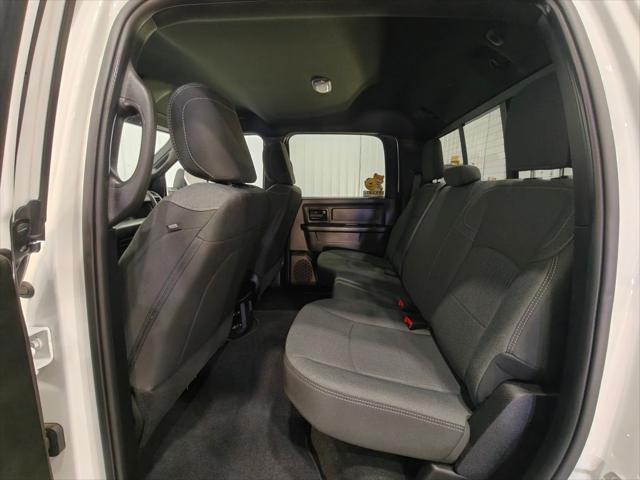 2024 Ram 3500 Tradesman Crew Cab 4x4 8' Box