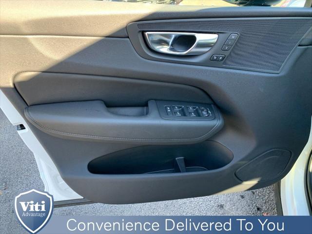 2025 Volvo XC60 Plug-In Hybrid T8 Plus