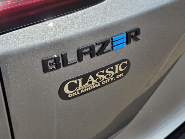 2025 Chevrolet V Blazer eAWD RS