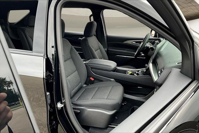 2026 Chevrolet Traverse AWD LT