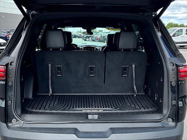 2023 Chevrolet Traverse AWD LT Leather
