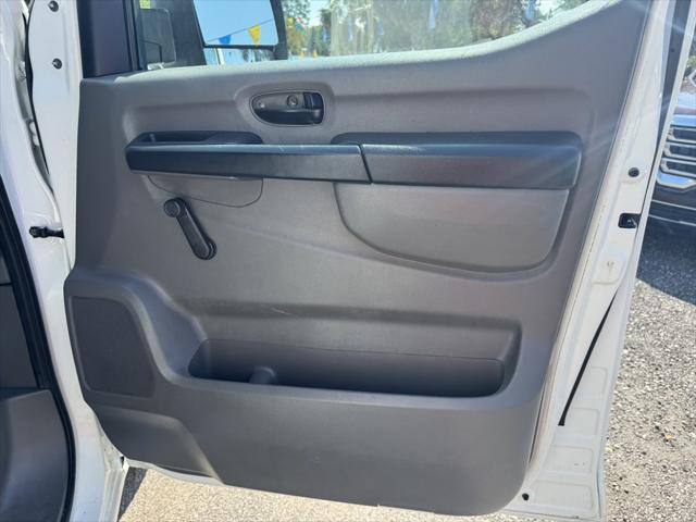2014 Nissan 2500 S V6