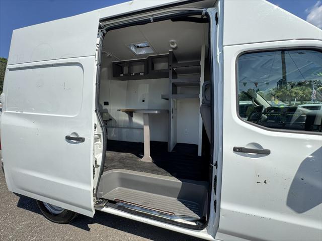 2014 Nissan 2500 S V6